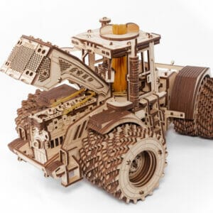 Tractor Kirovets K-7M