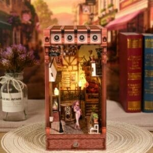 Book Nook Leisurely European...
